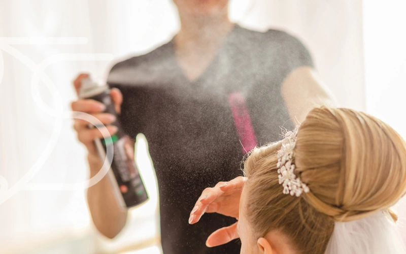 اهمیت استفاده از اسپری خوشبو کننده مو